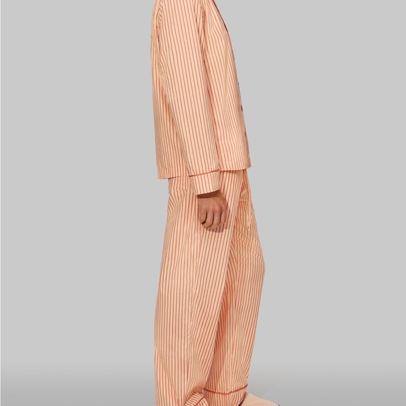 Taylor Swift THE LIFE OF A SHOWGIRL PAJAMA SET - Picture 3 of 6